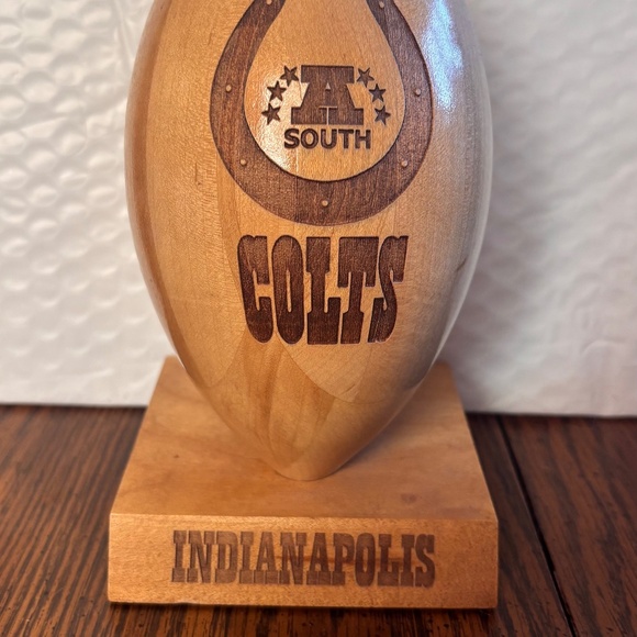 NFL Indianapolis Colts - Picture 1 of 11